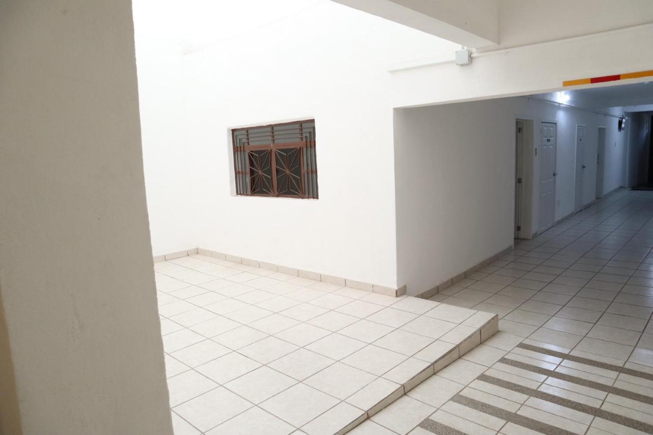 ホテル Hostal Purisima San Francisco del Rincón エクステリア 写真
