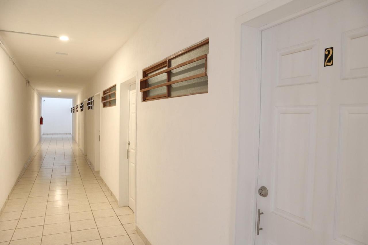 ホテル Hostal Purisima San Francisco del Rincón エクステリア 写真