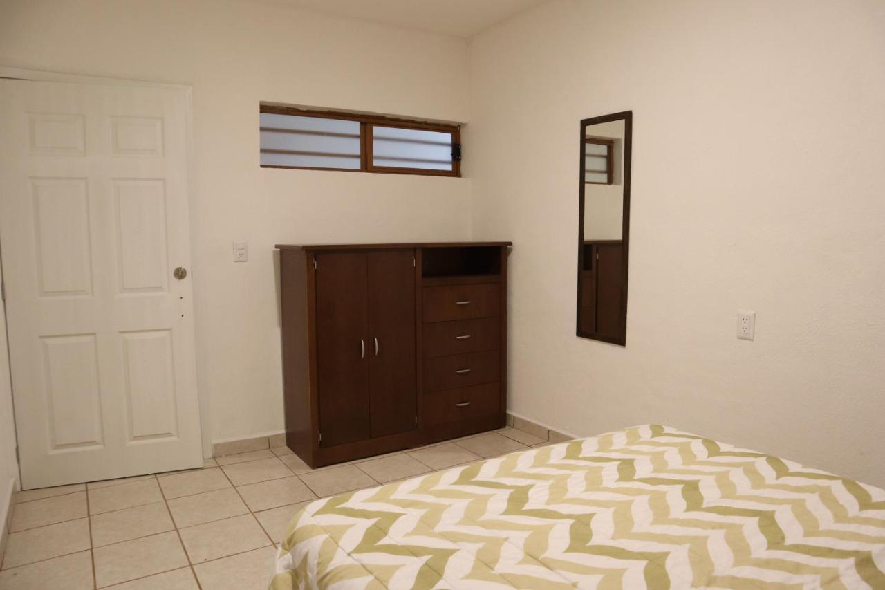 ホテル Hostal Purisima San Francisco del Rincón エクステリア 写真